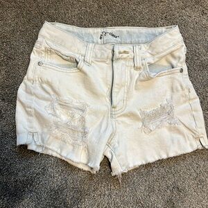 Art Class - size 8 White Denim shorts